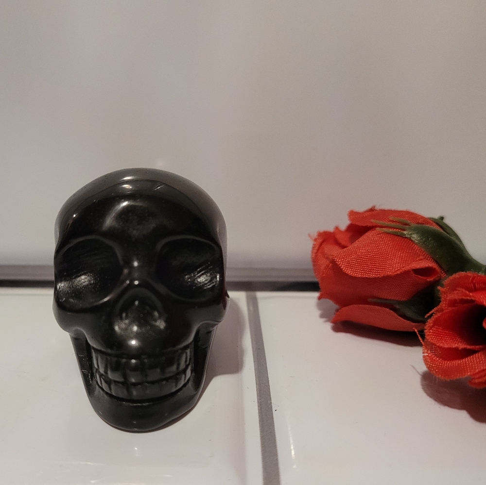 Black Obsidian Skull Carving